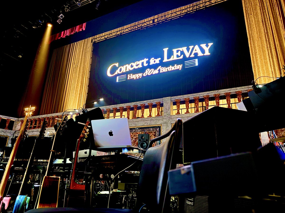 TsukadaGo's tweet photo. ｢Concert for LEVAY ～Happy 80th Birthday〜｣@東急シアターオーブに参加します。作曲家シルヴェスター・リーヴァイの80歳を記念した2日限りのコンサートです。https://t.co/rGCYEFTRst https://t.co/c9L5yY39zb