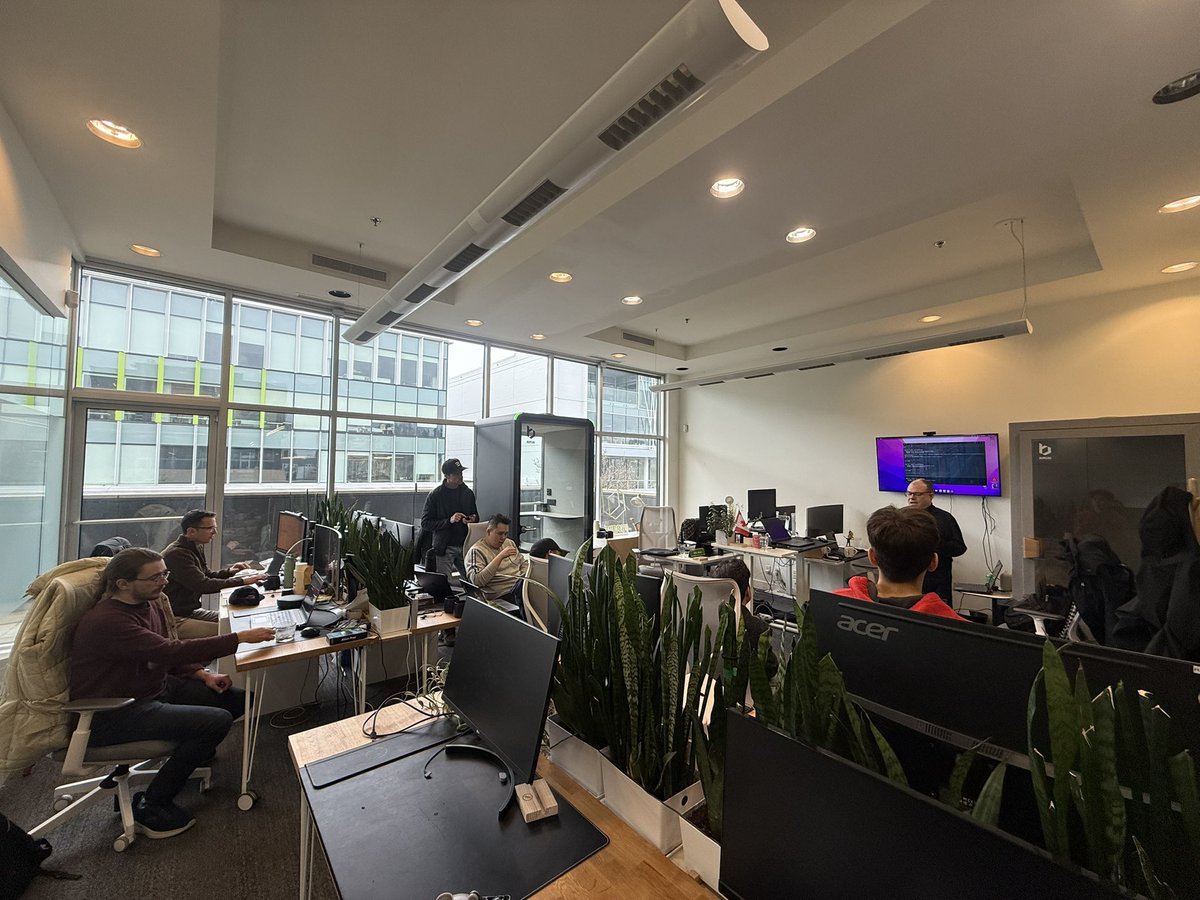 Daniel Rivera Melara tweet media