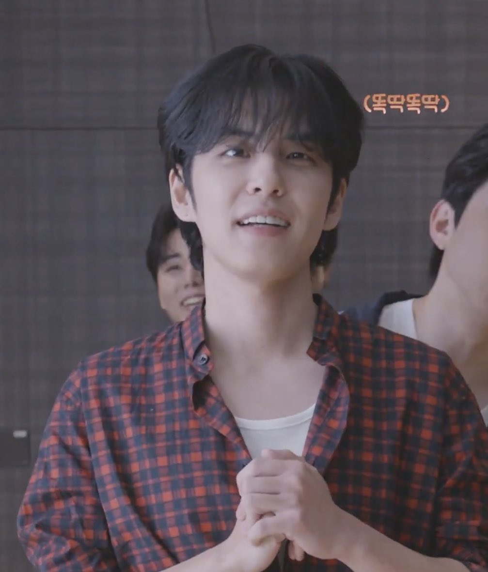 체크셔츠의날 다시 봐도 청순하다