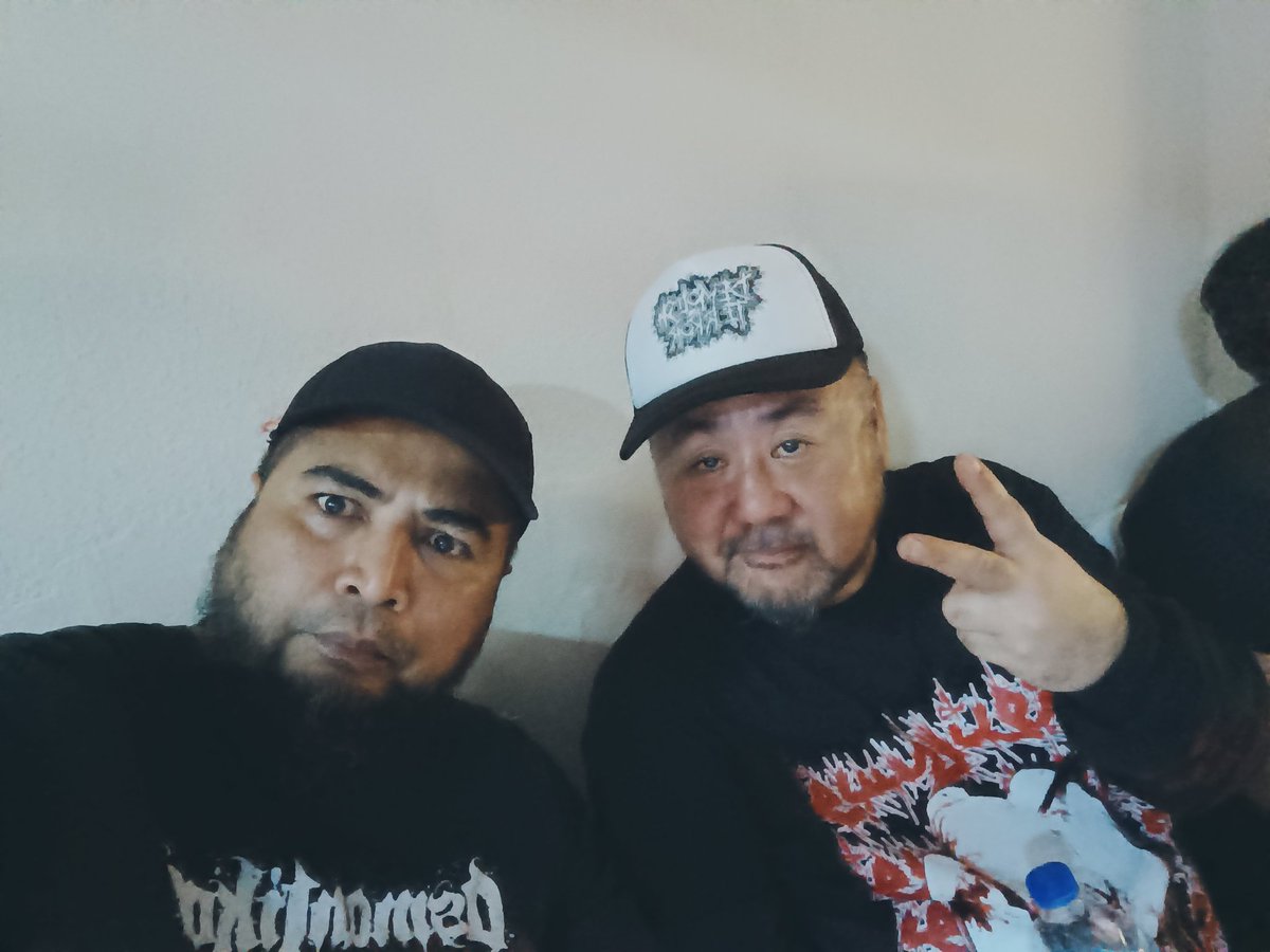 Jim Strummer tweet media