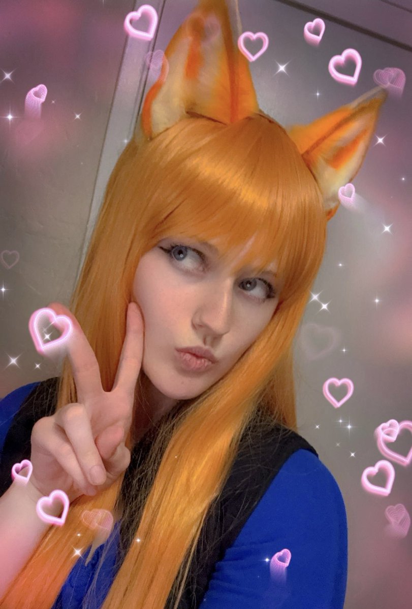 Katsucon tomorrow I’m excited 🤩🐺