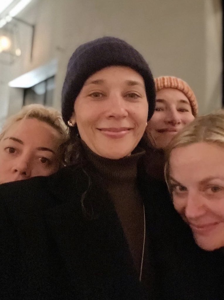 aubrey plaza updates tweet media