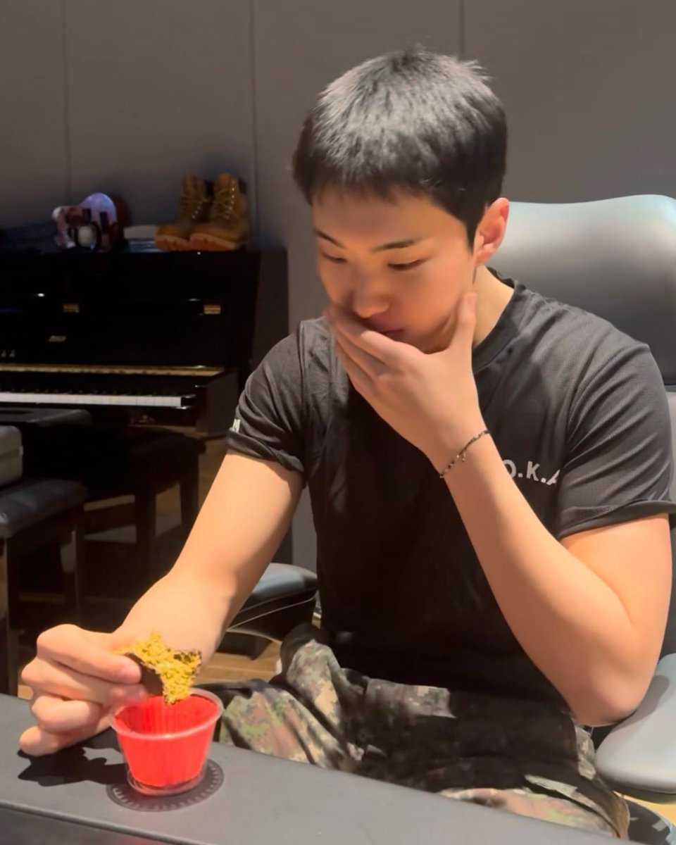 pesona cowok yang gatau caranya ldr