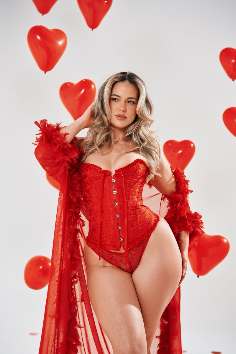 LOVER GIRL ❤️ {a thread}…