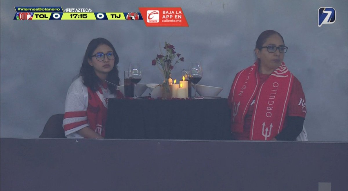 Te mentí, no iremos al motel, tendremos una cena romántica a la luz de las velas en el Nemesio Diez: