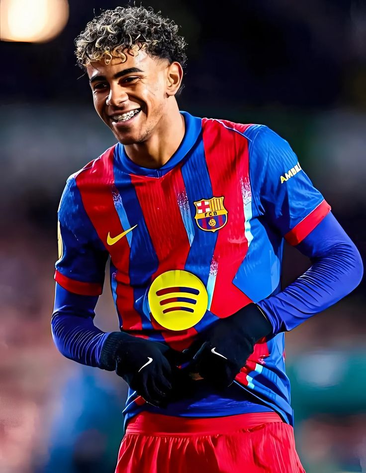 lamine10yamal10's tweet image. Happy weekend. I don't want to see happy Val near my side 😒