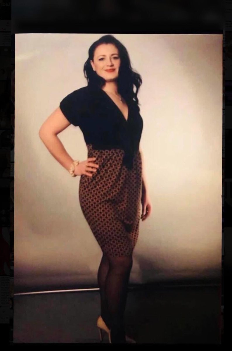 Du bist mein Sonnenschein, mein Morgen. Ich bin stolz, eine so schöne und kluge Frau wie dich zu haben. In den fünf Jahren, die wir zusammenleben, bin ich jeden Tag aufs Neue davon überzeugt, welch ein Schatz du bist.
Frohen Valentinstag mein Star 💫👩‍❤️‍💋‍👨