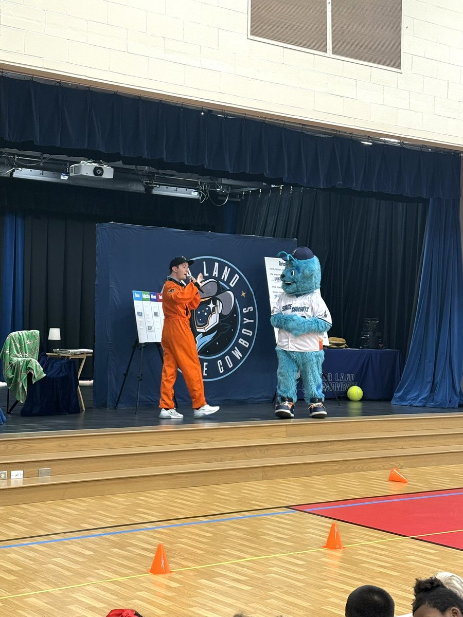 F. Fernandez tweet media