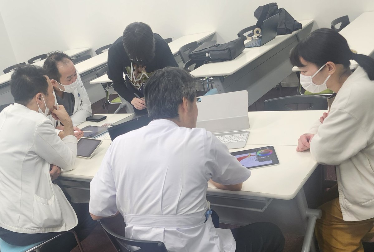 本日は、日本医科大学様で、オペレコ講座。

これまでやった8回の講座内容を利用し、自らのオペレコを仕上げていきます。

これまでと違って、個別アドバイスで進めるスタイル。

思い出しながら、描き進めていきます!!!