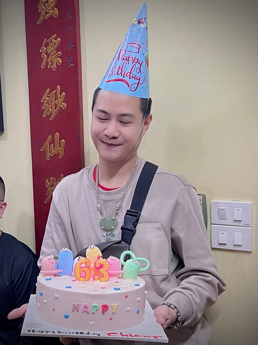 chiang_siwon's tweet image. Tuổi tác chỉ là con số thoyyy 🫣🥳🎂🩵
#Chiang #Chiangs #HBD #mybirthday