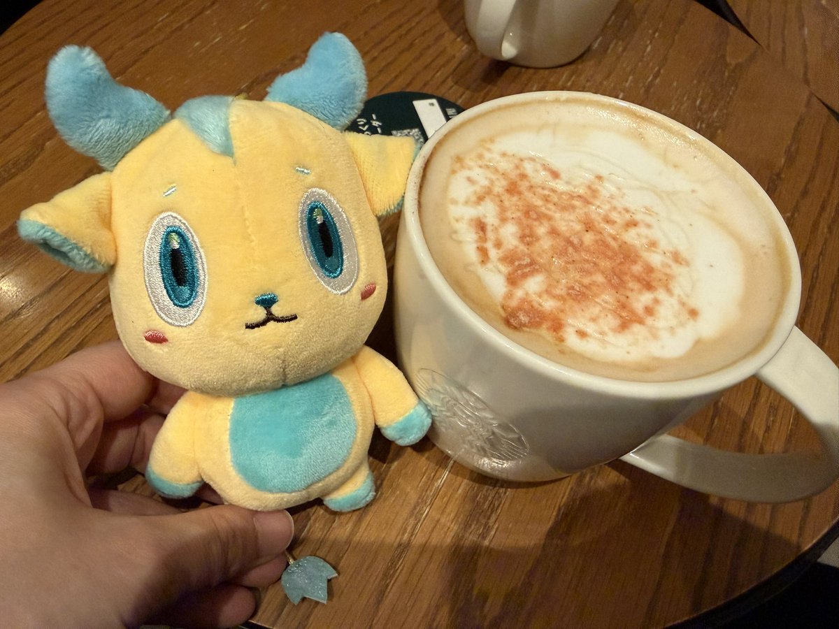 昨日初めて行ったお店の料理がめちゃくちゃ美味しかった‼️グラスもオシャレやったし、おでん出汁のカレーうどん最高すぎてペロリだった😋
おしゃべりも楽しかった❣️