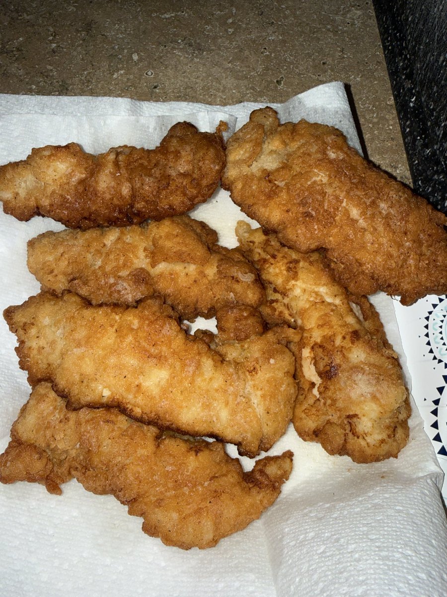 Camille2point0's tweet photo. Homemade chicken tenders >>> https://t.co/B21qmQoGtn