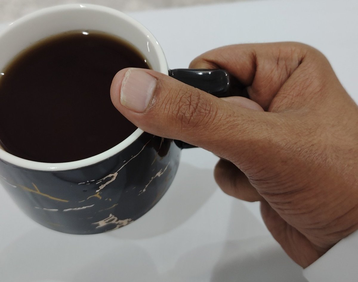 كُل عيد حُب والقلب لا يميل إلا إليكِ 💜
#صباح_الخير
#صباح_الخير_والسعاده_للجميع
#قهوة_الصباح ☕🤎
#عيد_الحب
#ValentinesDay