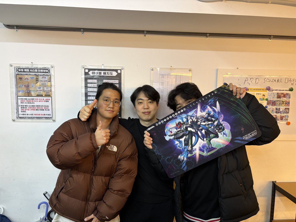 Card_Square_TCG's tweet photo. <결과 안내>

준우승 구콰현 팀
선봉 구민 님 -리바이어몬-
중견 콰니 님 -자 하이브리드-
대장 진승현 님 -청녹 조그-

참가해주신 모든 분들 수고하셨습니다!
차후 개최되는 먼슬리 3on3 도 많은 관심 부탁드립니다.
감사합니다!! https://t.co/39MH1SBwu7