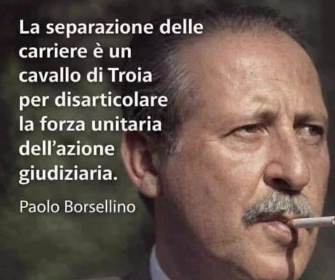 TullioFlorio's tweet photo. @Ignazio_LaRussa Ma che pure Borsellino, che hai sempre sottolineato era di destra, fosse contrario alla separazione delle carriere dei magistrati, te lo ricordi o no? https://t.co/62gGccCkiJ