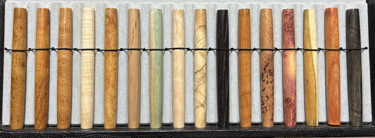 2/21（土）に東京流通センターにて開催される #文具マーケット に持って行く一律6,000円のノック式ボールペン/シャーペン（選択可）です！