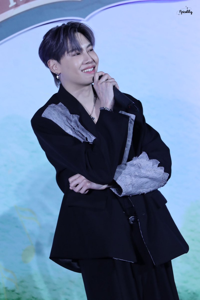 Lovely smile😆 #MelodyOfSecretsFinalEP | #bb0un