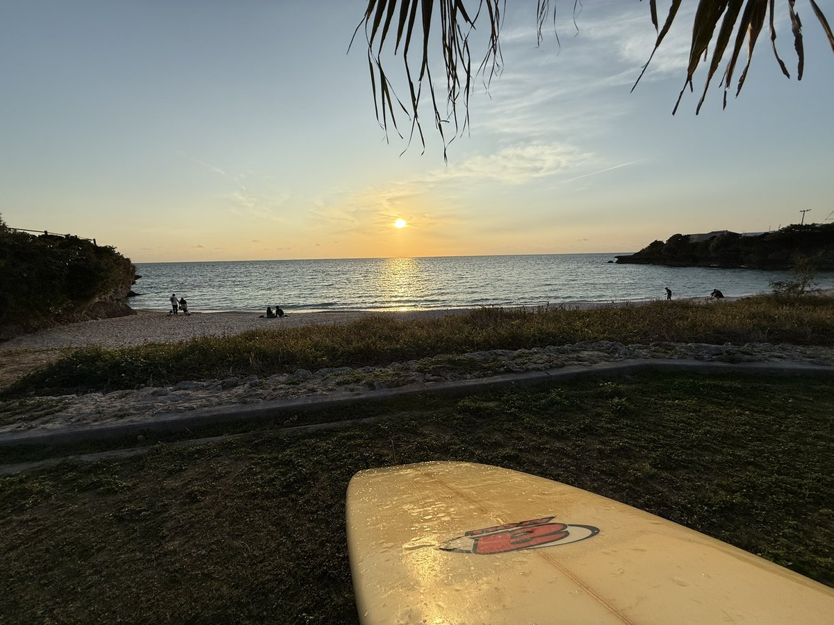 surfokinawa58's tweet image. 1週間振りに海に来て波が無いのでパドルしました。気温25度、暖かいです。

#Anly
#NazYamada
#CactusRecords
#NcubeProject
#Nash