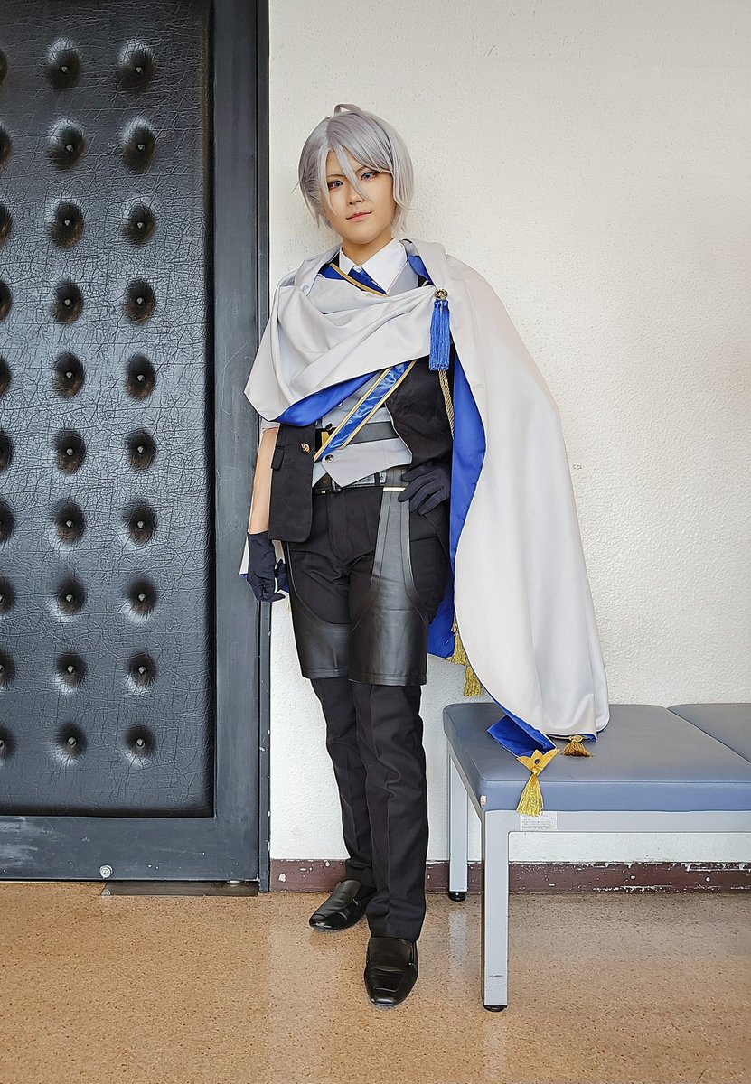 #コスダン #君の男士になりたい 
そくほー！戦闘服で初パフォ楽しかったー！✧*｡(ˊᗜˋ*)✧*｡
長船派なのも曲も最強の小道具も全部全部幸せだった〜！主催のオカキさん、メンバーの皆、見てくださった方ありがとうございます〜
#こそどろちゃん本丸 
⚠️Cosplay と.う.ら.ぶ 山.姥.切.長.義