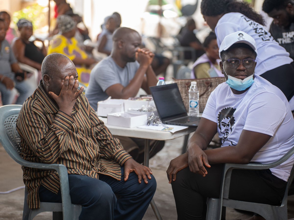 MaryHealthGH's tweet photo. Hundreds of residents joined Mary Health on Friday for our free health screening. We’re providing check-ups for blood pressure, sugar levels, and more to keep the Osu community thriving. 🇬🇭💪

Catch us for Day 2!

#MaryHealth #Accra #HealthIsWealth #Osu https://t.co/uKlqFxcfAe