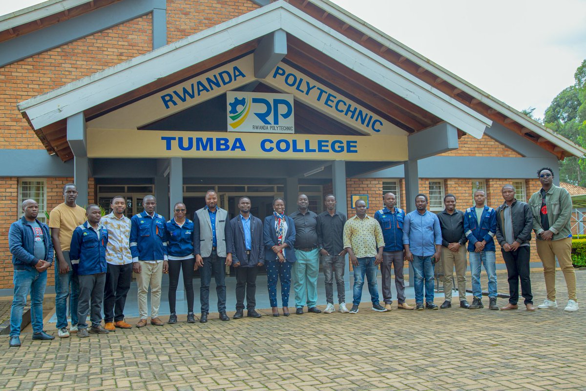 Tumba_College's tweet photo. On 13th February 2026, trainers @Tumba_College in the Mechatronics and Electronics &amp; Telecommunication programs, together with three staff members from @RulibaClaysRw successfully completed a one-week training session marking the end of Phase One of the five-phase Siemens.. https://t.co/8vDd8C4Vyy