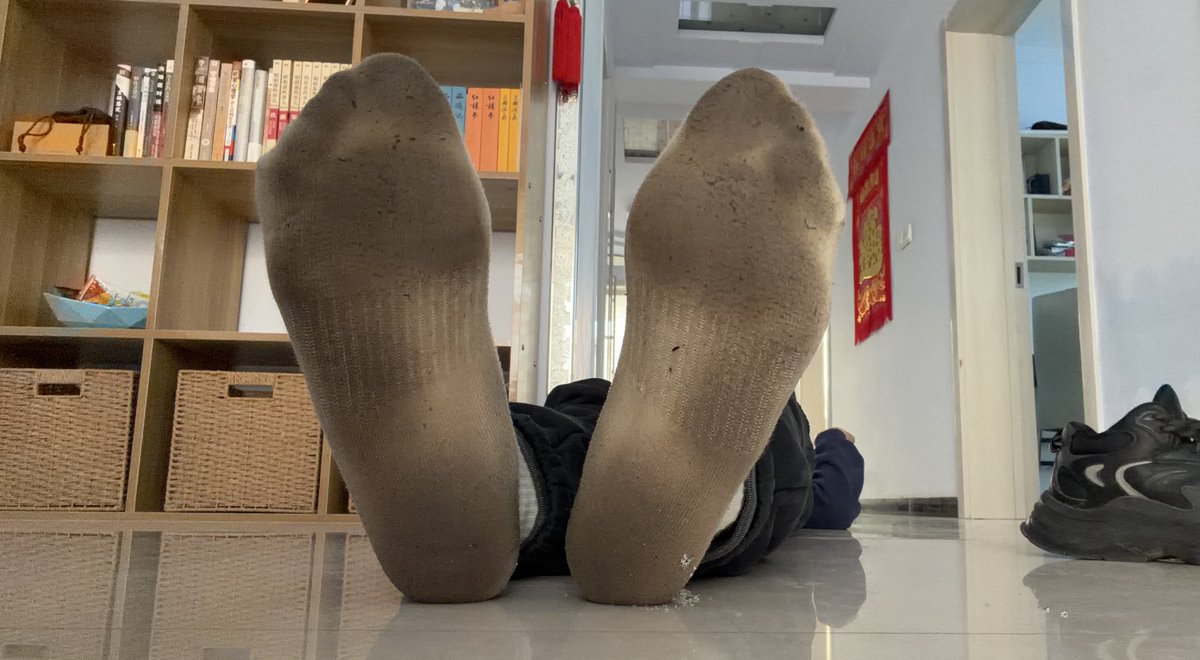 重脏熊臭黑袜小五叔S tweet media