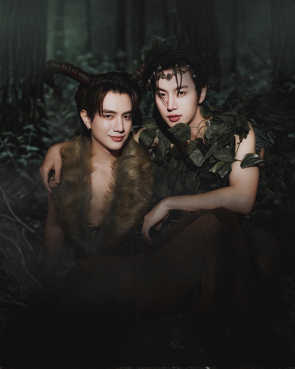 Auranewartist's tweet photo. If you are a forest spirit, I will gladly stay and guard the woods for you 🪾🌳

From ; Pan and the Forest Nymph 
Pan @forthpcsp 
Nymph @Donutspw_ 

#ForthDonut #fforthpcsp #donutspw https://t.co/RRHVSk4opi