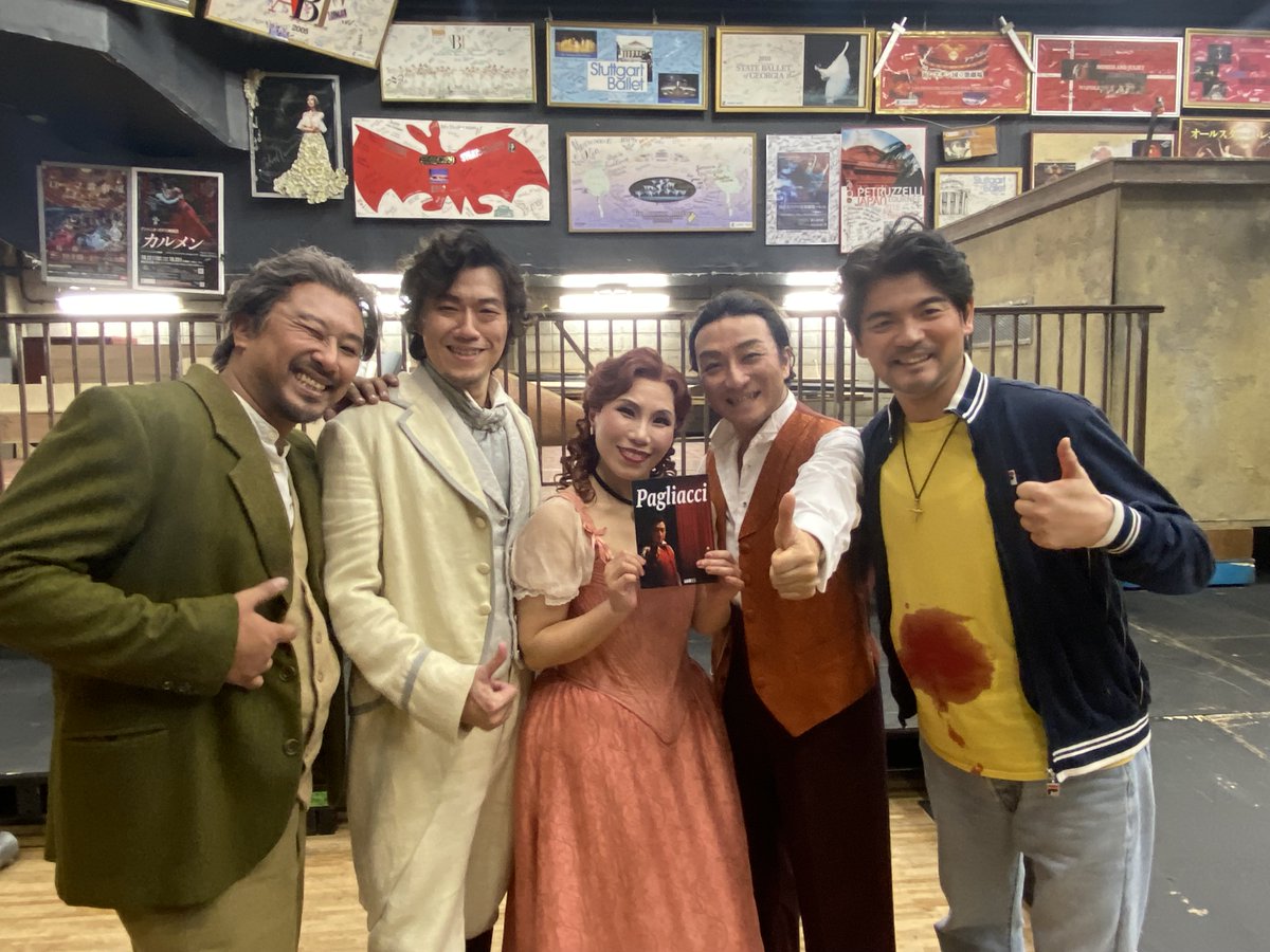 nikikai_opera's tweet photo. 公演3日目、たくさんのご来場をいただき誠にありがとうございました‼
公演も残すところ、明日2月15日(日)のみ。
どうぞお見逃しなく。
▼公演情報は https://t.co/WIr3WPw6z1 https://t.co/83Xyxq7GAK