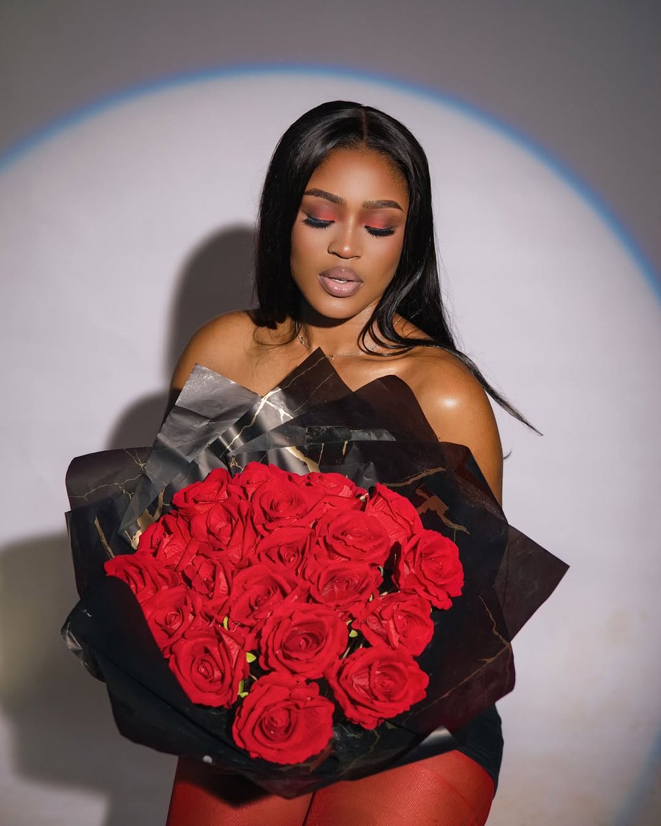 Model Jhijhi brings a dose of Valentine's charm. #ValentinesDay #ValentinesDay2026