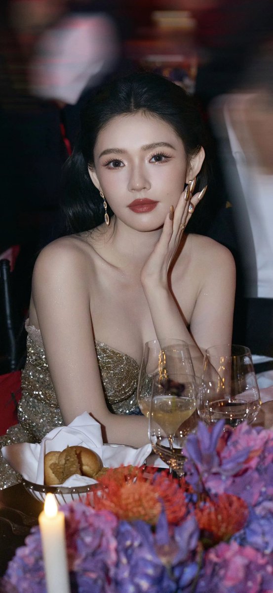 如果林允是这种穿着透视装的人鱼公主在岸边等你，你今晚还回得去吗？🔞 https://t.co/0uD3MGLgkr