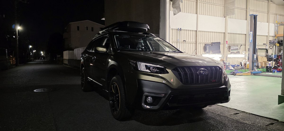 LIBERAL_CORP_'s tweet photo. アウトバックBTを程よくリフトアップ😉弊社でもフォレスターオーナー様に装着してきたBLITZのZZ-Rリフトアップ車高調を選択♪

あぁ、アウトバック…とっても素敵。なんで無くなったんやー😖

＃LS1 #BLITZ #OUTBACK #アウトバック https://t.co/Q9m2ez4fbK