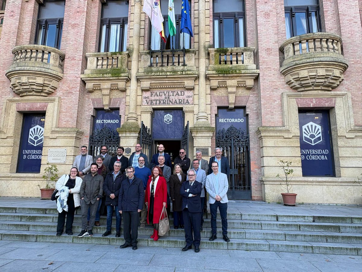 Esc. Sup. Ingeniería tweet media