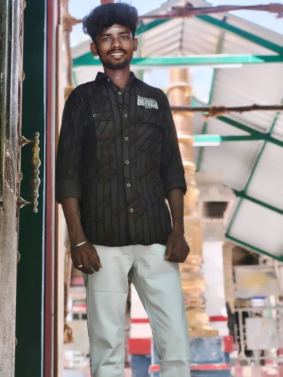 silentkillerss's tweet photo. இன்று பிறந்தநாள் காணும் தமிழக வெற்றிக்கழக நகர தொண்டரணி நிர்வாகி கருத்தப்பாண்டி என்கிற பிகில்பாண்டி க்கு வாழ்த்துக்கள் https://t.co/QlEO6LF7CZ