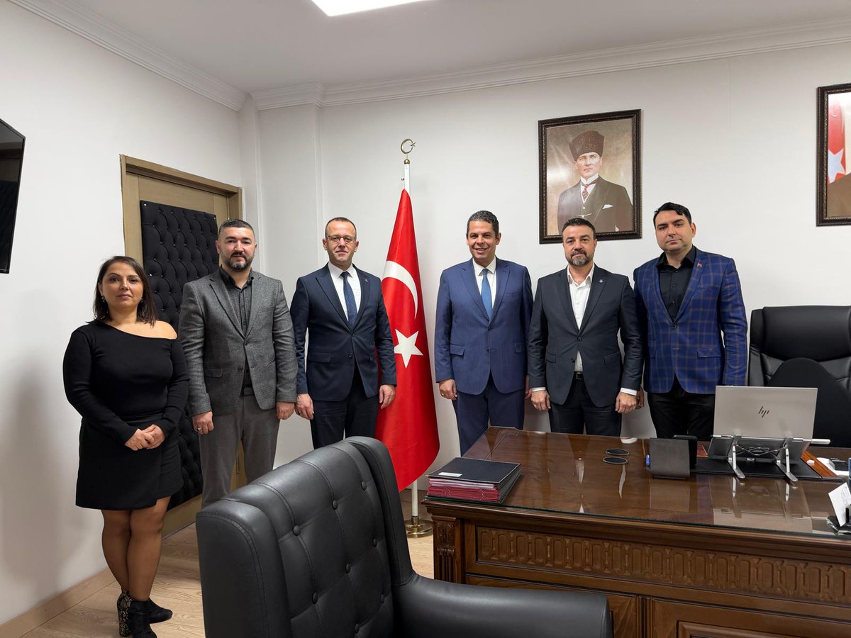 Öz Sağlık-İş Sendikası tweet media