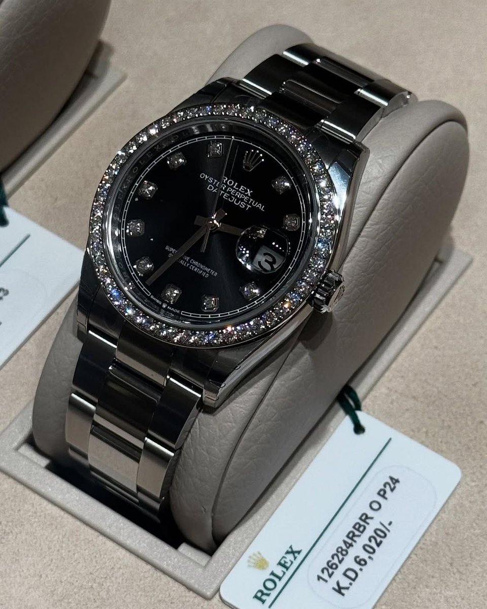 “ สุขสันต์วันวาเลนไทน์ ”

<a href="/AllLoveAffair/">𝗔𝗹𝗹𝗮𝗶𝗻 𖹭.ᐟ</a>