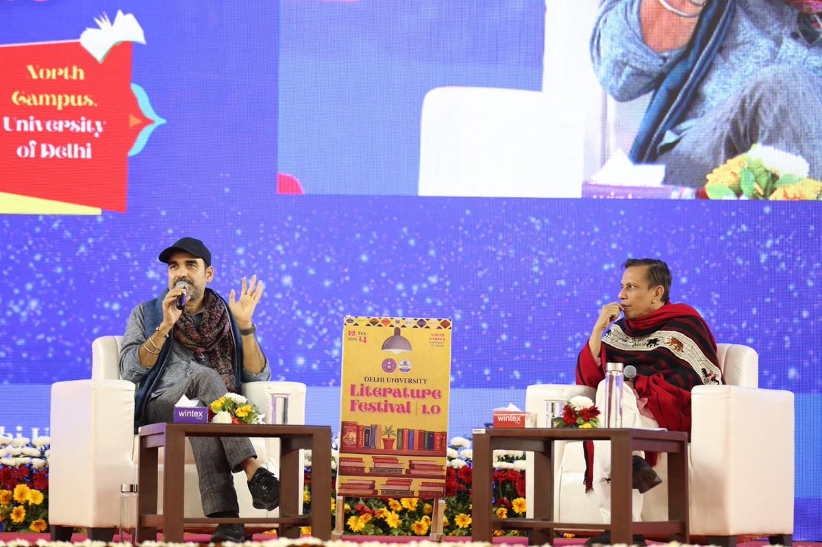 नौटंकी | <a href="/TripathiiPankaj/">पंकज त्रिपाठी</a> &amp; Dr. Santanu Bose
A celebration of folk theatre where performance meets cultural memory

#DULiteratureFest
#yehdeshaimera
#MinistryofEducation
#unityindiversity
#nationfirst

Keywords
LiteratureVibes
UniversityofDelhi
DUInWords
IndianLitLegacy