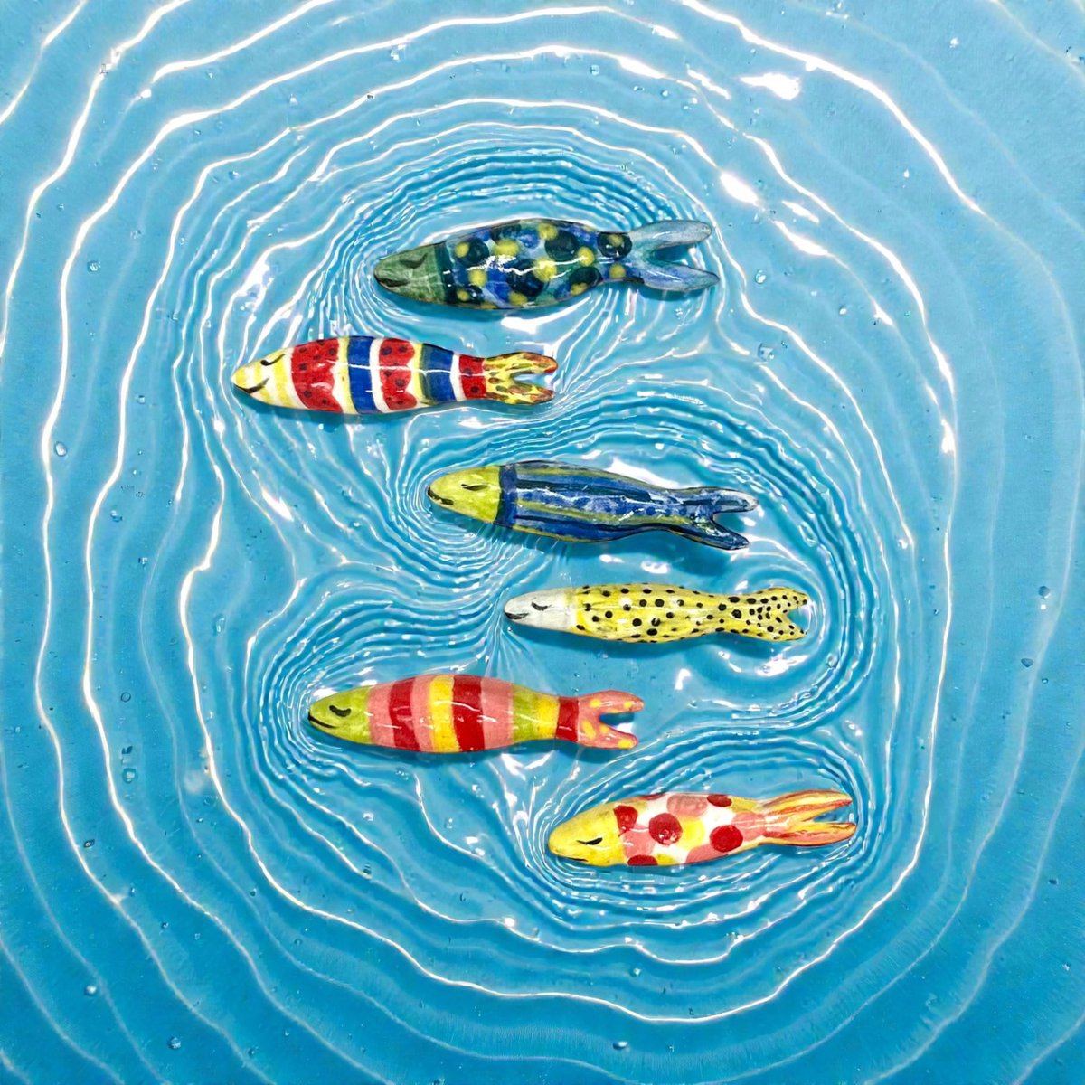 ZenCatPottery's tweet image. Set of two fish refrigerator magnets
zencatpottery.etsy.com/listing/445439…
#ColorfulFish #FishDecor #KitchenDecor #RefrigeratorMagnets #EasterGift #BasketStuffer