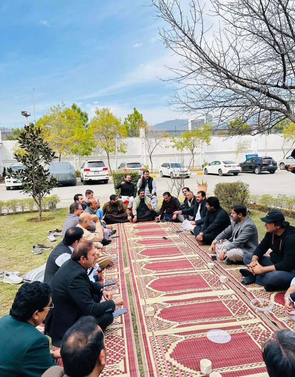 Junaid Akbar tweet media