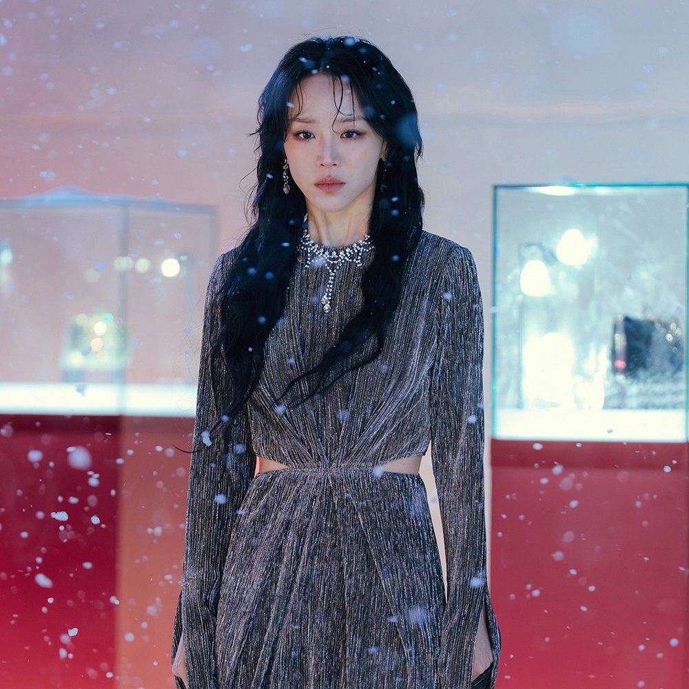 mmybabe's tweet image. 9/10 สนุกมากๆ พีคขึ้นทุกตอน ยิ่งเฉลยยิ่งอึ้ง ชีซาราห์ชนะตำรวจเฉยย สุดท้ายดูบัวร์ก็ยังอยู่ ไม่โดนฟ้องข้อหาหลอกลวง ชีสร้างสตอรี่ทุกอย่างขึ้นมาสุดท้ายทุกคนก็เชื่อ ตำรวจจับไม่ได้ รู้ว่าชีคือใครแต่ไม่มีหลักฐาน อห สุดด จุนฮยอกหล่อมาก พส.ฮเยซอนสวยทุกลุค #รีวิวnetflixth #TheArtOfSarah