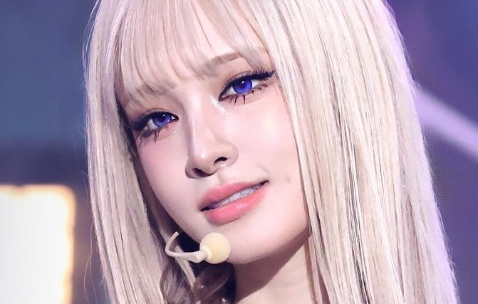 ㅈㅉ 사람 아닌거같은데 커스터마이징 1121시간 한 겜캐 같은데