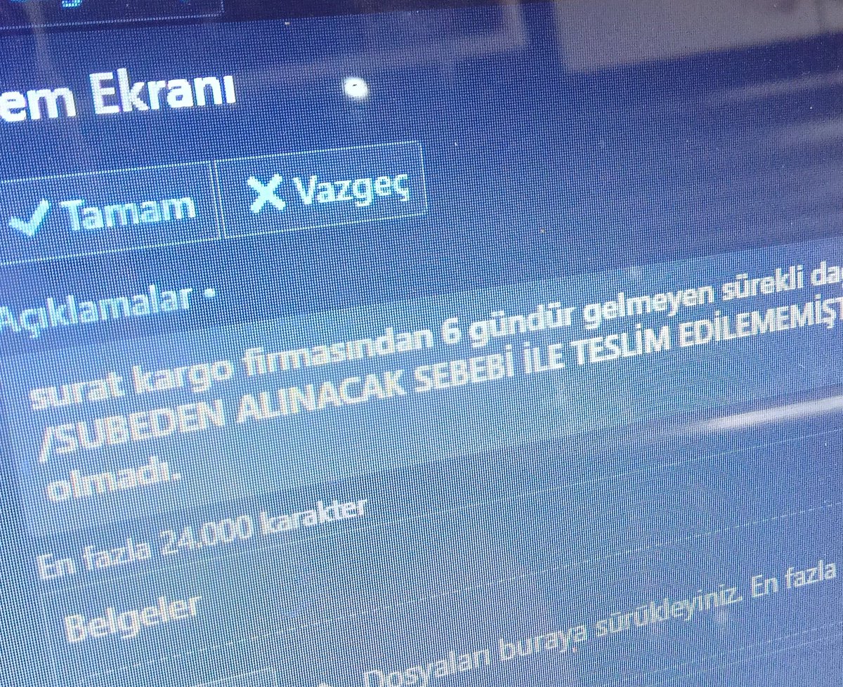 ferhatykl's tweet photo. @SuratKargoTR Dunku twitimde yazdigim gibi.. sizden gelen sms de TELEFON IHBARLI/ SUBEDEN ALINACAK yazmaktadir.kesinlikle  boyle bir talebim yoktur..bunuda btk ya guncelleme yaparak yazdim https://t.co/dz6cmH34Ay