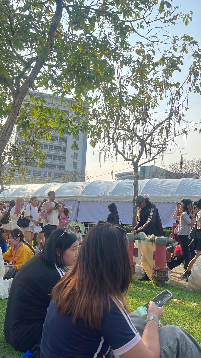 มารับของได้นะคะ
อยู่กลัง ออลทิกเกท

#SMTOWN_LIVE_BANGKOK #SMTOWNinBANGKOK #SMTOWNLIVE2025_26_BANGKOK