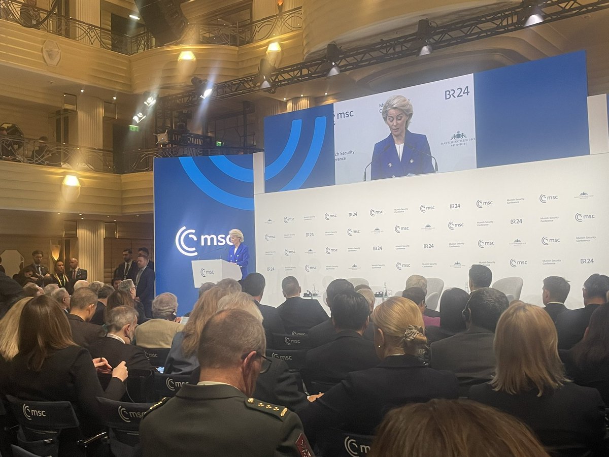 Lykke Friis tweet media