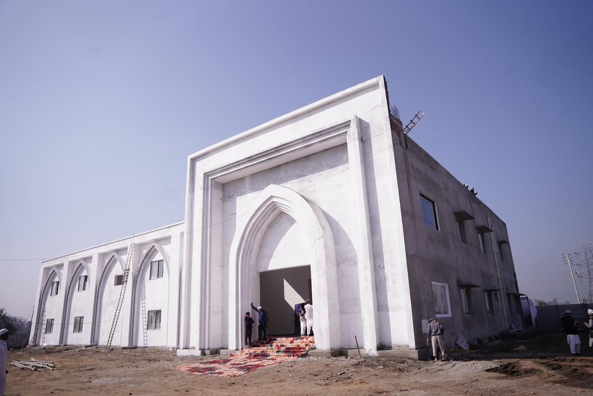 The Punjab campus has been formally dedicated to the nation, representing a significant milestone in the national educational initiatives of Markazu Saquafathi Sunniyya. Developed with state-of-the-art infrastructure, the campus forms part of the Samastha Centenary celebrations