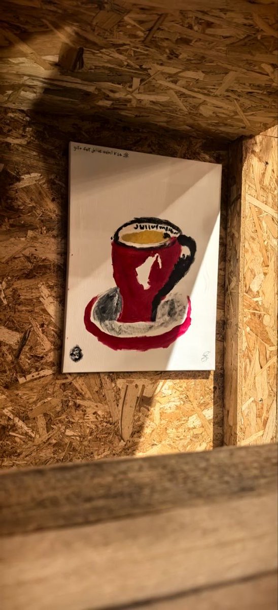 Julius Meinl kaffee
قهوه من قلب فيّينا للنرجس .
مليان تفاصيل وقهوه لذيذه .