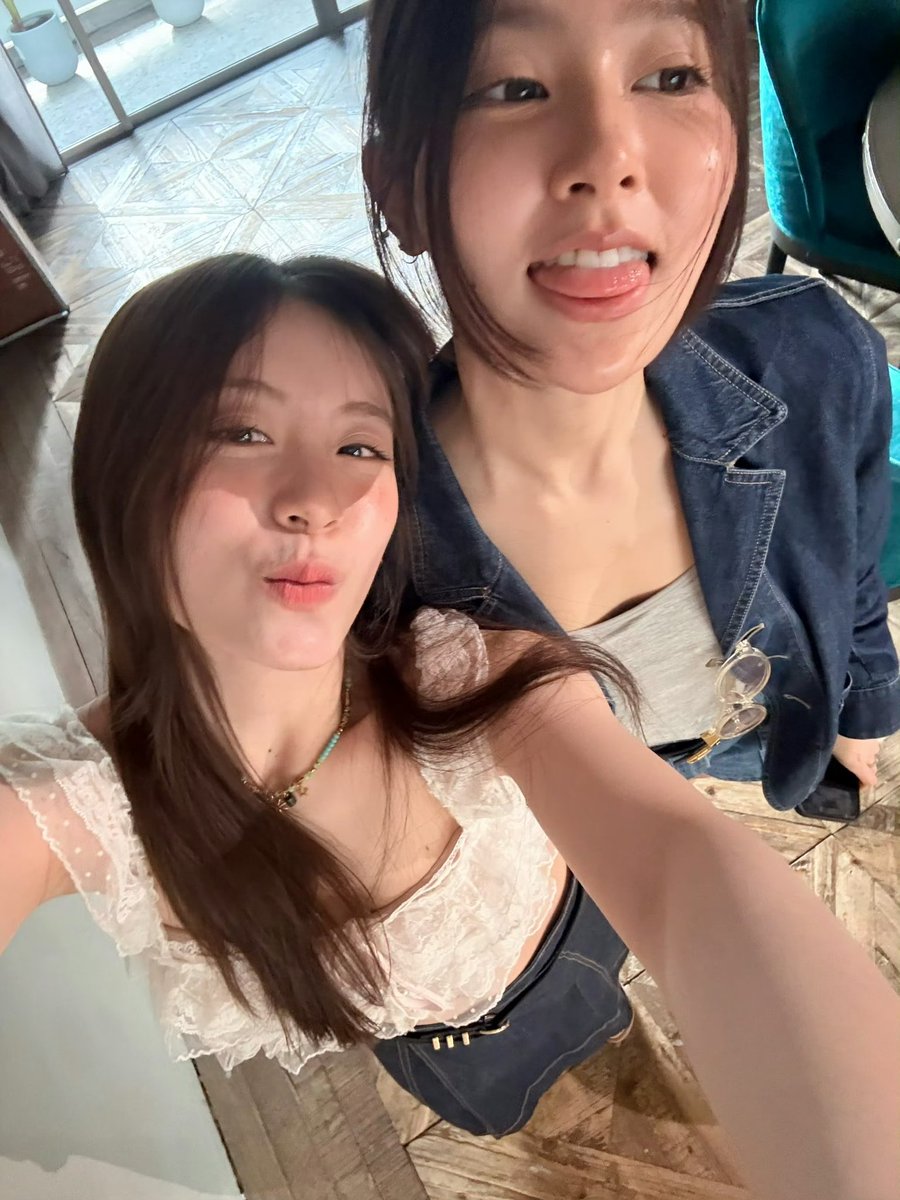 [ FOND小风's weibo post ]

🤍 : woohoooo

— follow FOND : linktr.ee/aboutfond

#ป่านฟ้อนด์ #PahnFond
#FONDnatticha #pahnthitta