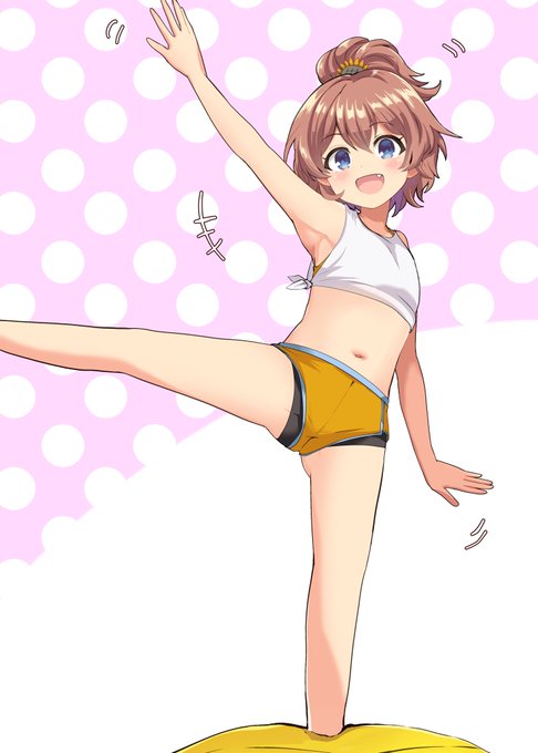 千夏×バランスボール 