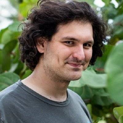 RyanHopkinr's tweet image. fire is not what I bring to meetings, it's what happens when the project ship sails into shore #productmagic