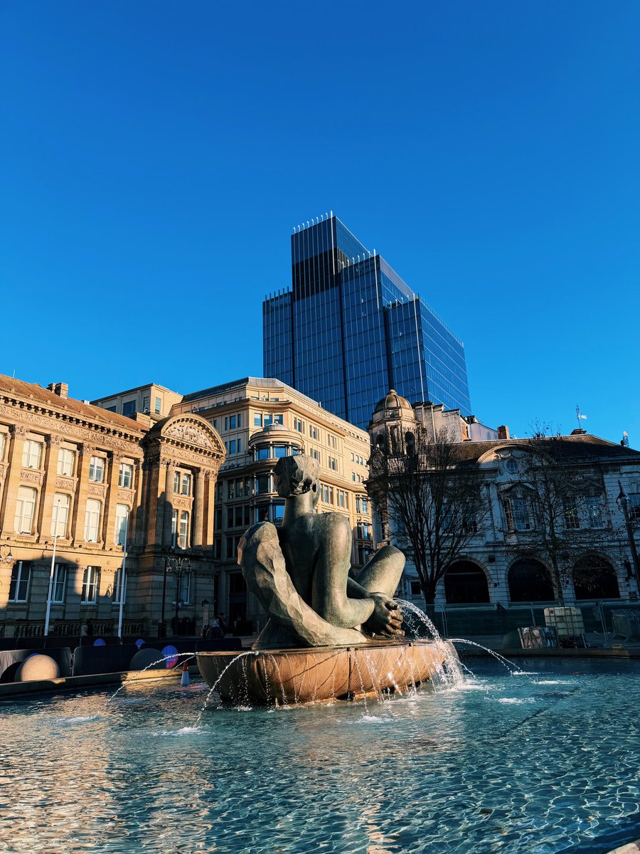 Lee Hinton tweet media