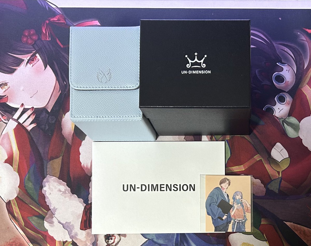 DMP_TA's tweet photo. UN-DIMENSION vol.7
リゼヘルエスタデッキケース

高級感凄すぎて、勿体なくて持ち歩けない💦
コレクション保管用に使わせていただきます。 https://t.co/Xll3UH9NuJ